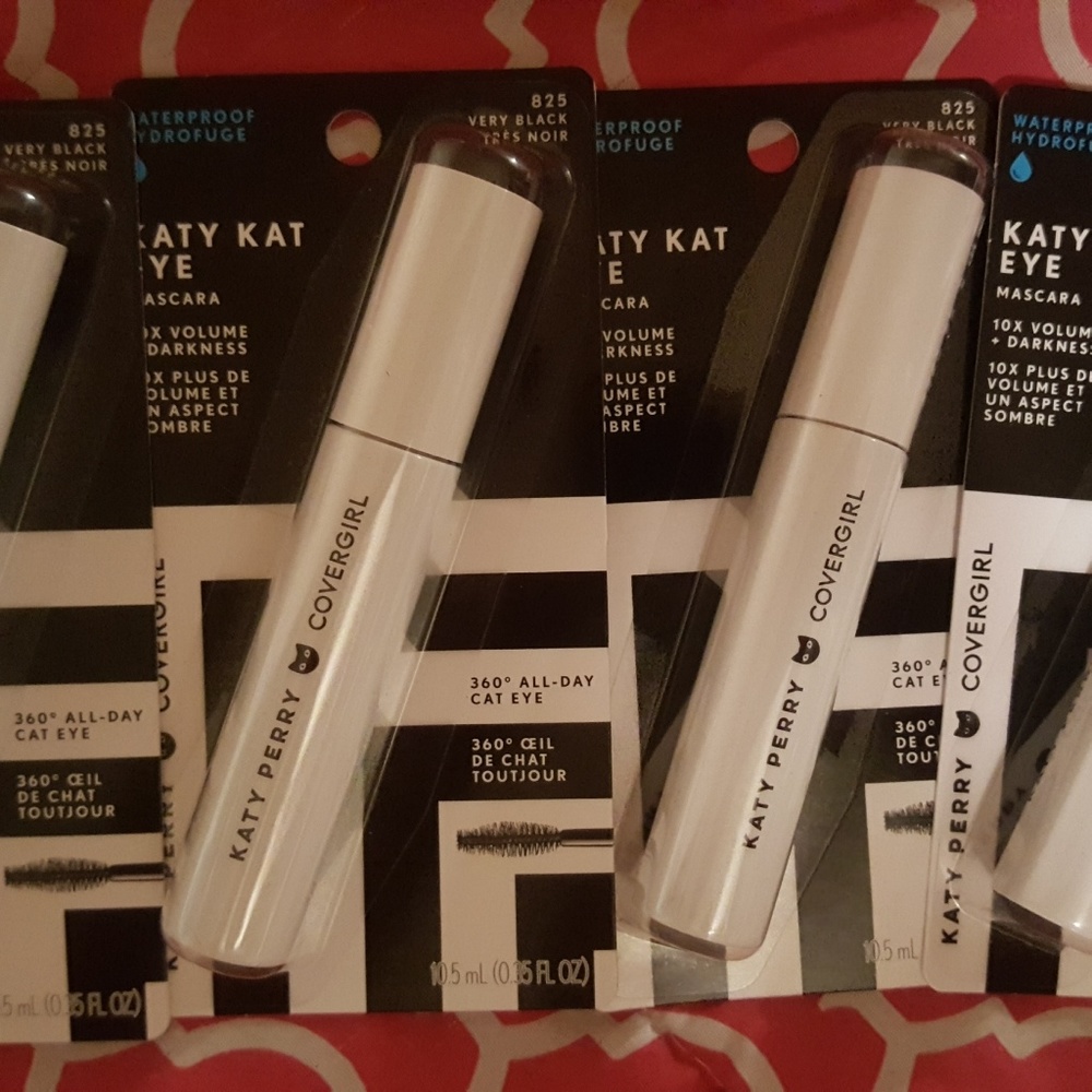Lot of (4) Katy Perry mascara